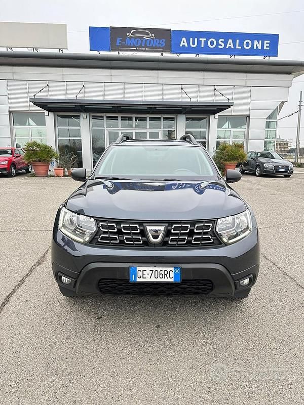 Usata Dacia Duster Comfort 115 CV (84 kW) 2021 Grigio SUV