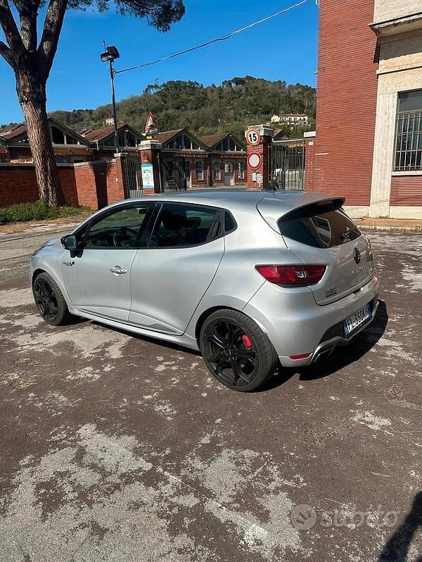 Usata Renault Clio IV R.S. 200 CV (147 kW) 2014 Berlina