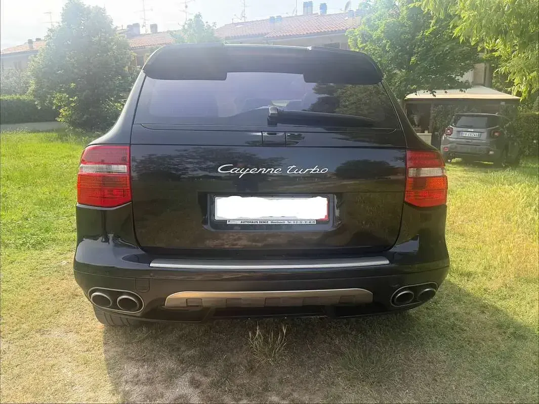 Usata Porsche Cayenne Turbo 500 CV (367 kW) 2007 Nero SUV
