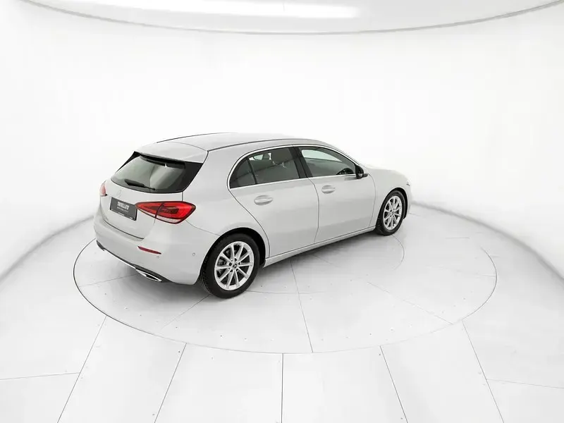 Usata Mercedes A180 Executive 116 CV (85 kW) 2019 Argento Berlina