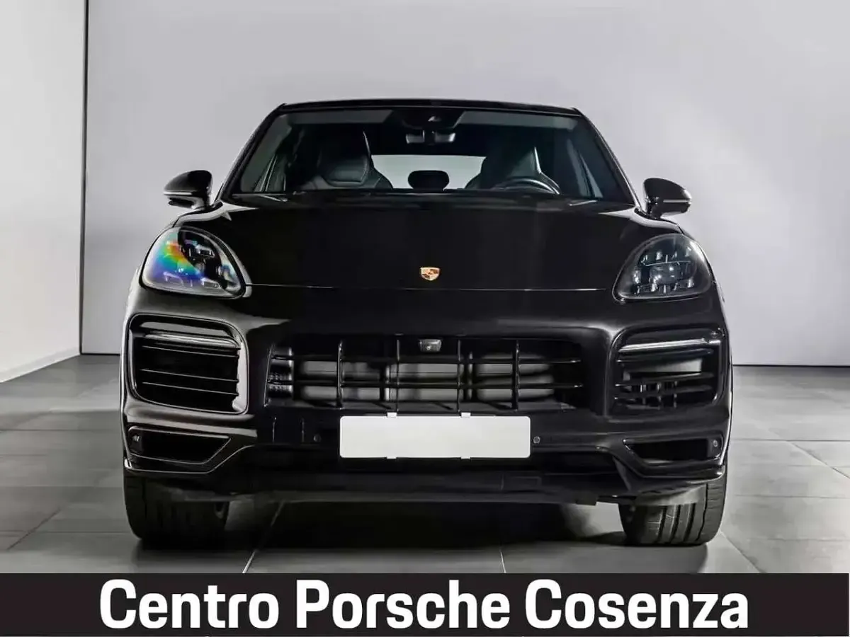 Usata Porsche Cayenne 441 CV (324 kW) 2021 Nero jet metallizzato SUV