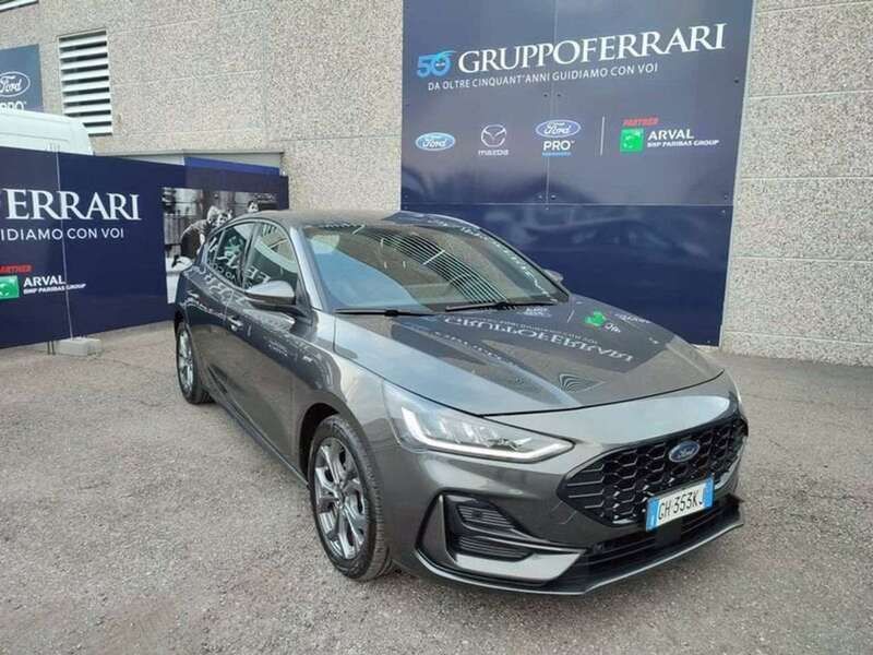 Usata Ford Focus ST-Line 125 CV (91 kW) 2022 Grigio Berlina