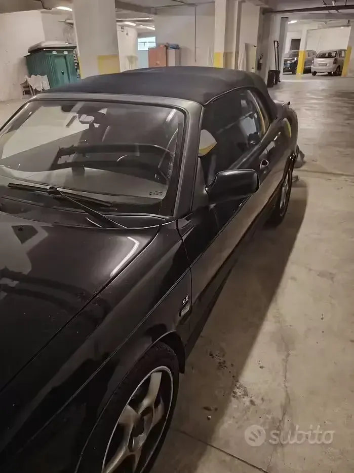 Usata Saab 900 150 CV (110 kW) 2000 Nero Cabrio