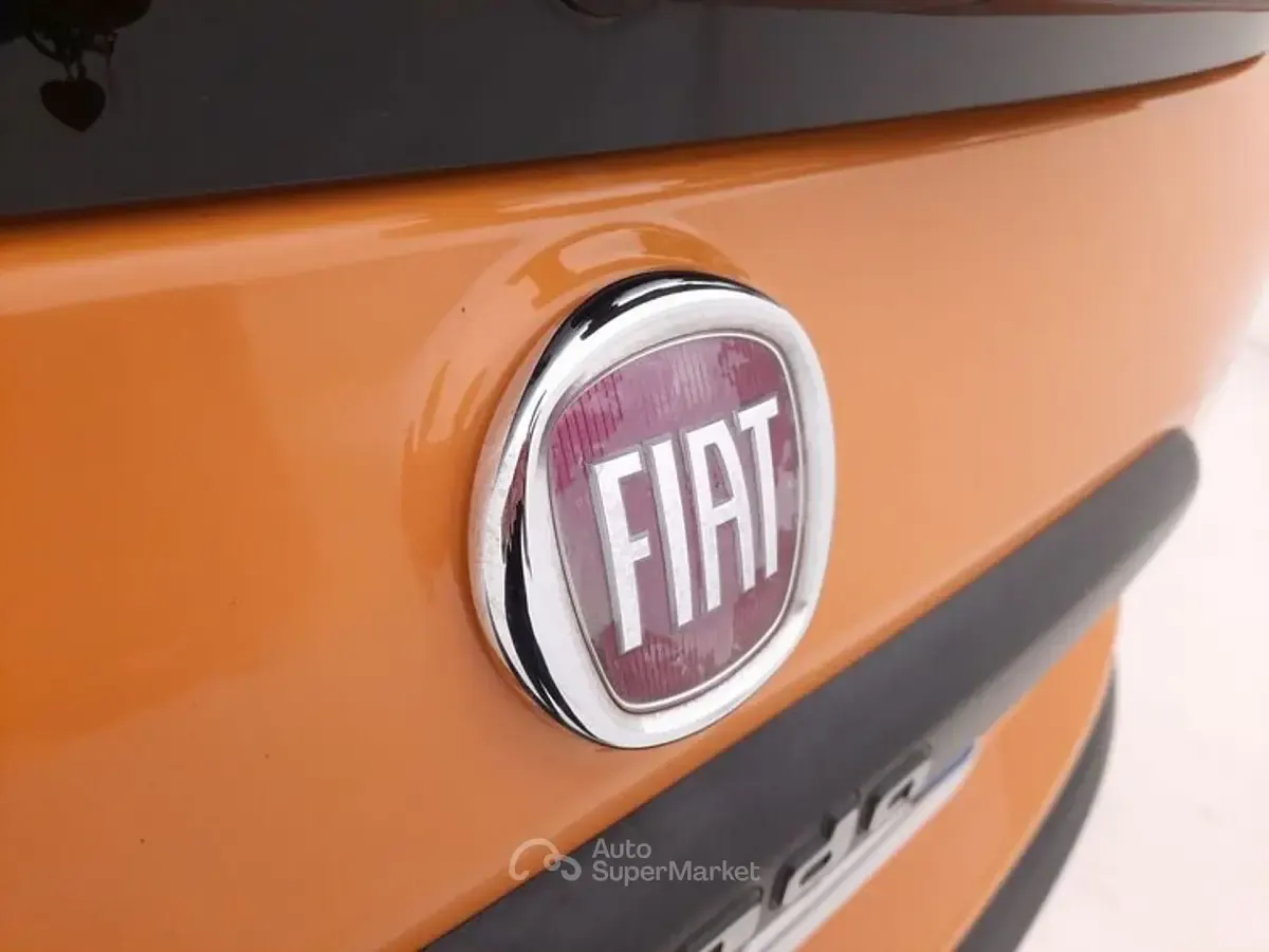 Usata Fiat Panda 69 CV (50 kW) 2020 Arancione Utilitaria