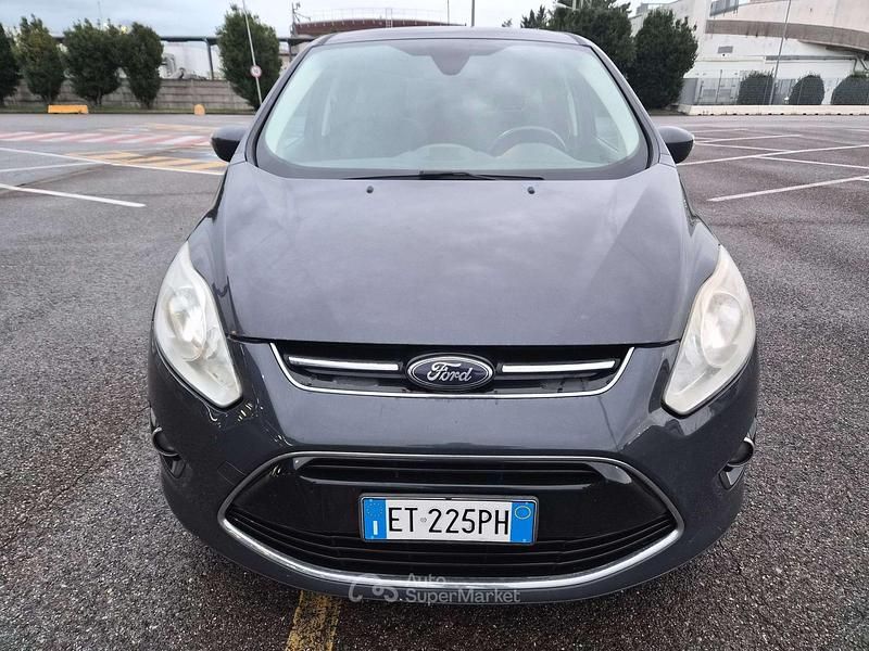 Occasion Ford C-MAX Titanium 120 ch (88 kW) 2013 Gris Monospace