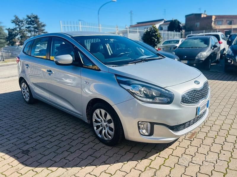 Usata Kia Carens 115 CV (84 kW) 2014 Grigio Monovolume