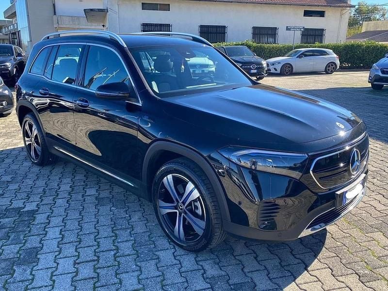 Usata Mercedes EQB300 167 kW (228 CV) 2023 Nero SUV