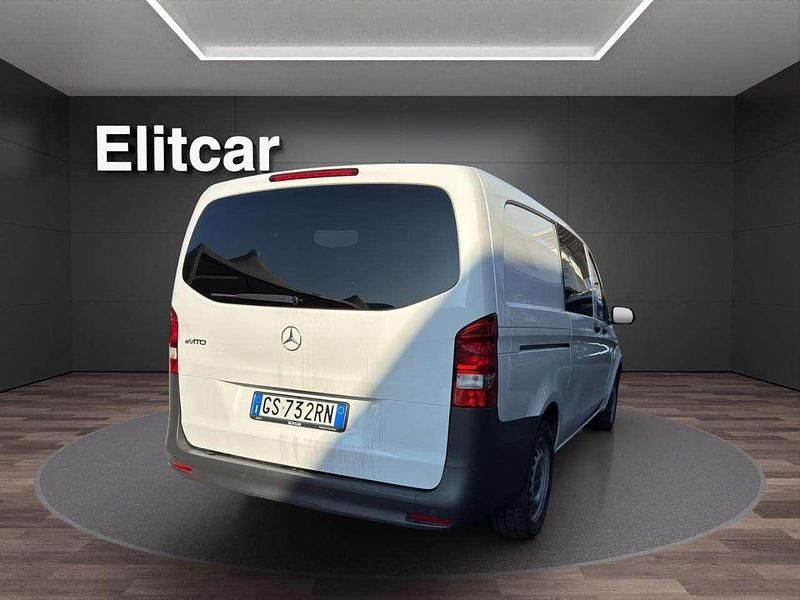 Usata Mercedes e-Vito 85 kW (116 CV) 2021 Bianco Furgone