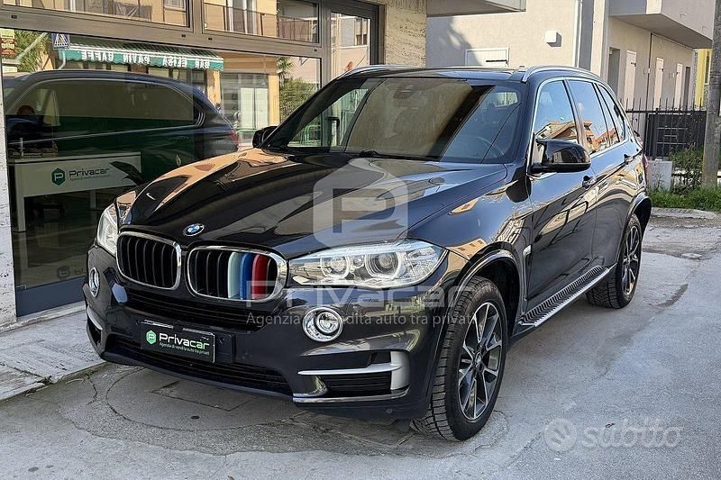 Usata BMW X5 Luxury Line 258 CV (189 kW) 2013 Grigio SUV