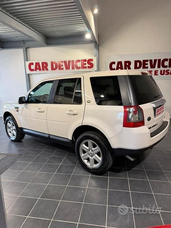 Usata Land Rover Freelander 2 160 CV (117 kW) 2008 Bianco SUV