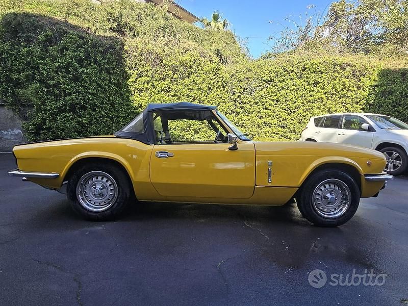 Usata Triumph Spitfire 1970 Giallo Cabrio