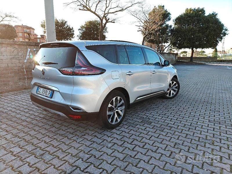 Usata Renault Espace 160 CV (117 kW) 2016 Grigio Monovolume