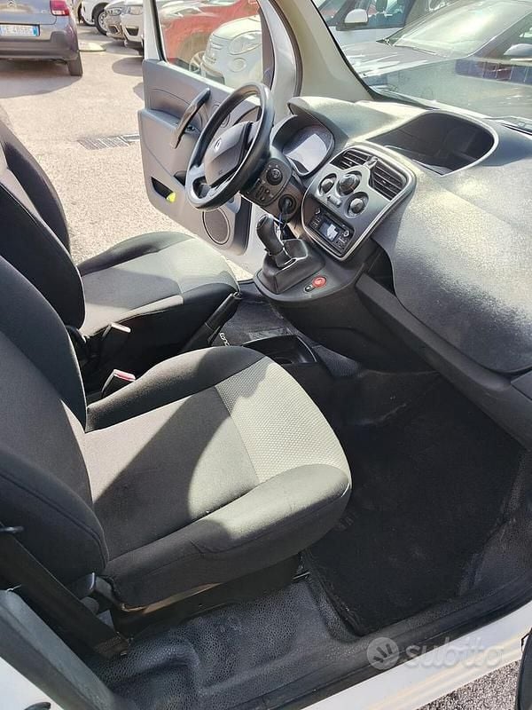 Usata Renault Kangoo 90 CV (66 kW) 2018 Bianco Berlina