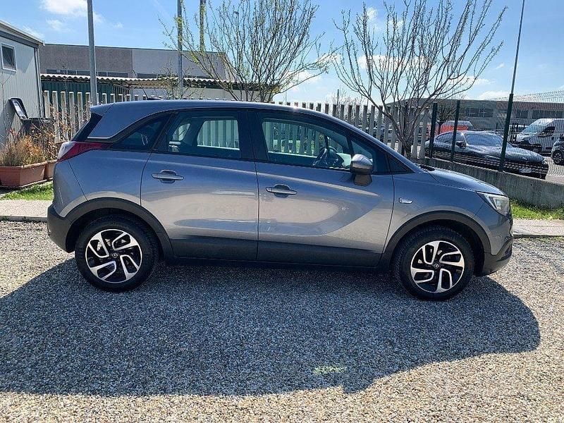 Usata Opel Crossland X 120 CV (88 kW) 2018 Grigio SUV