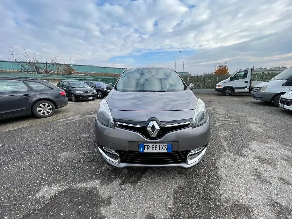 Usata Renault Scénic III XMOD 110 CV (80 kW) 2013 Monovolume