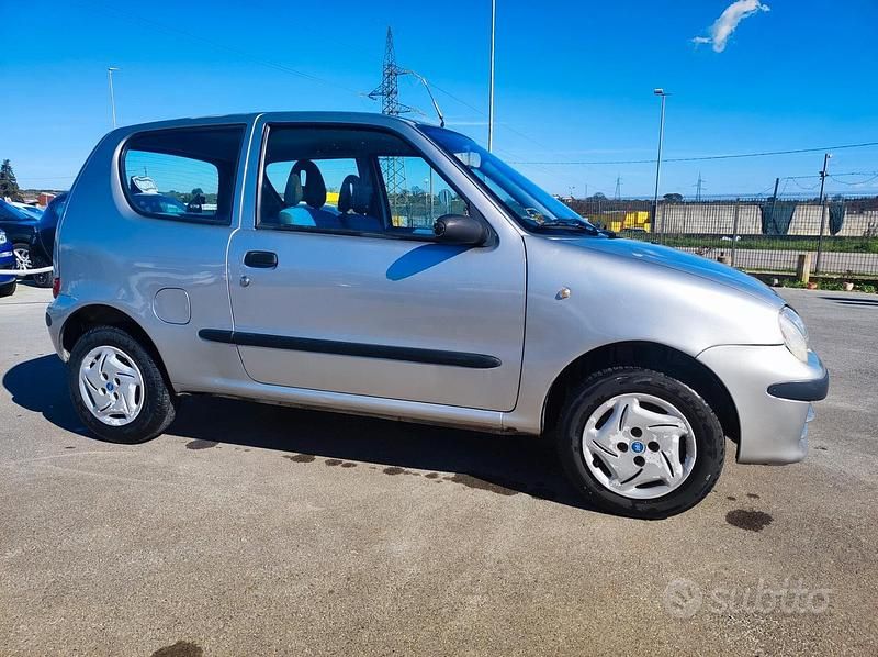 Usata Fiat Seicento 54 CV (39 kW) 2002 Grigio Utilitaria