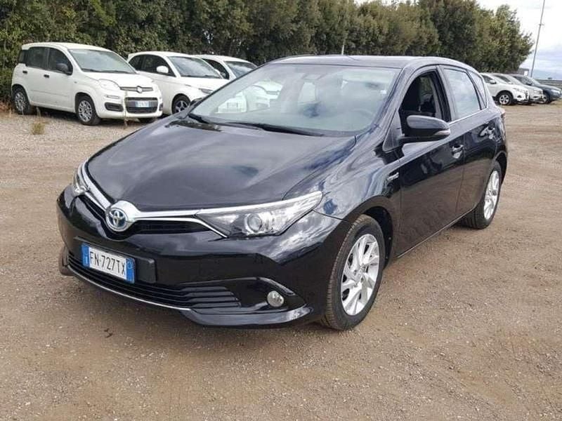 Usata Toyota Auris Hybrid Active 99 CV (72 kW) 2018 Nero Berlina