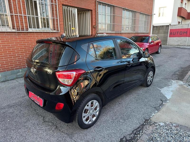 Usata Hyundai i10 Edition 67 CV (49 kW) 2015 Nero Utilitaria