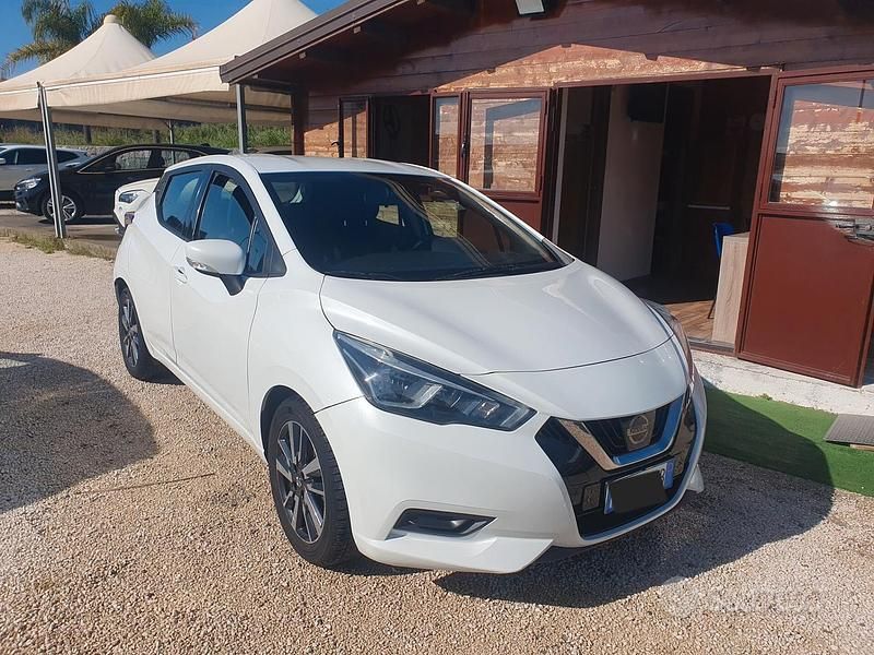 Usata Nissan Micra 71 CV (52 kW) 2017 Bianco Utilitaria