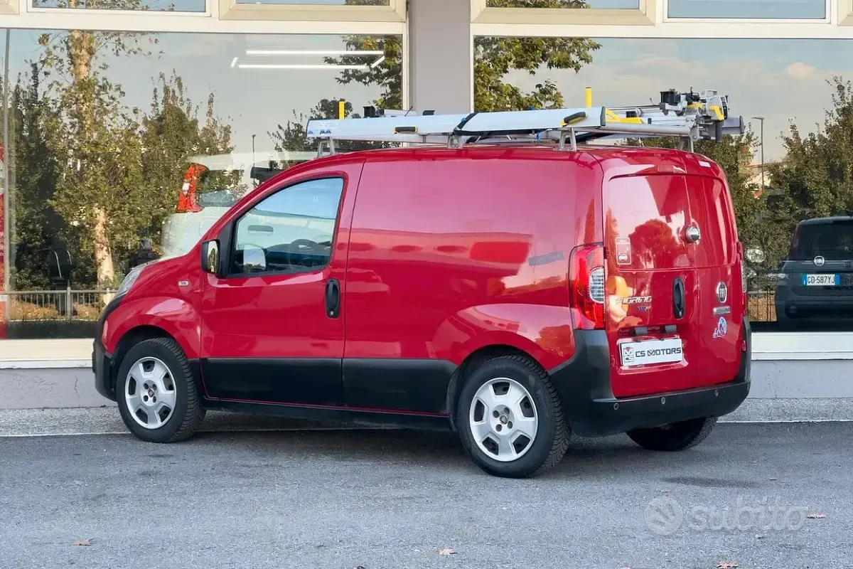 Usata Fiat Fiorino 95 CV (69 kW) 2017 Rosso Monovolume