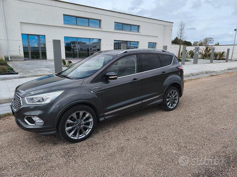 Usata Ford Kuga Vignale 180 CV (132 kW) 2018 SUV