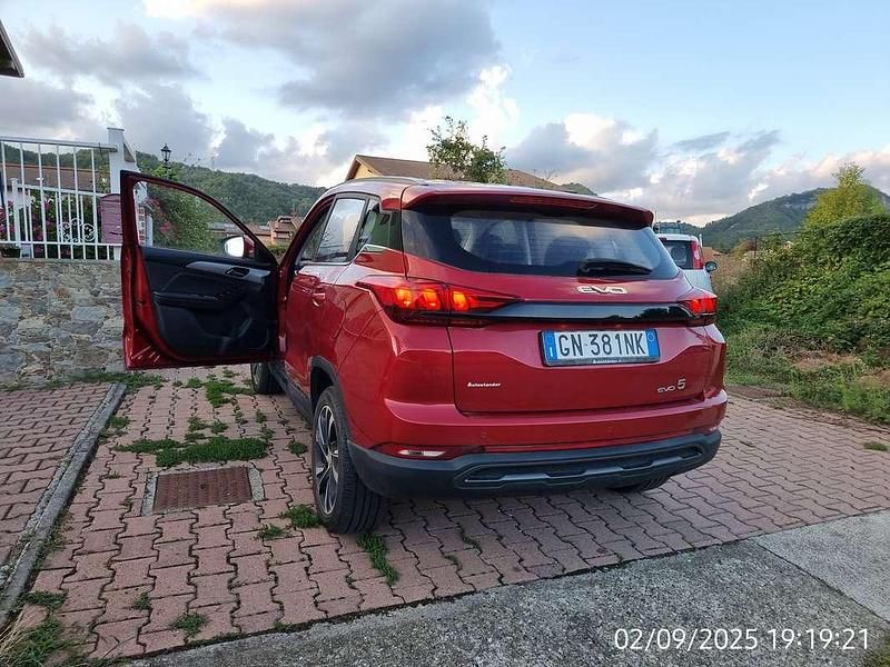 Usata EVO Evo 5 129 CV (94 kW) 2023 Rosso SUV