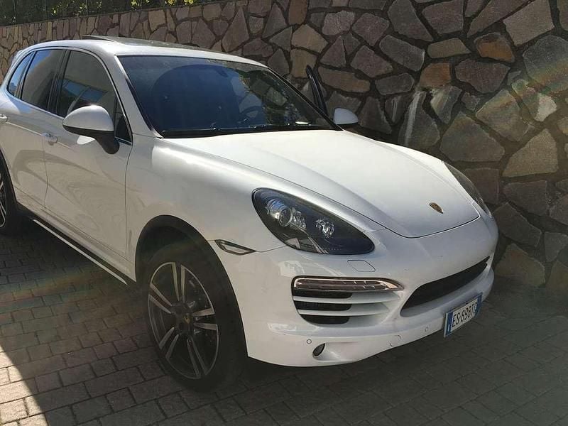 Usata Porsche Cayenne 245 CV (180 kW) 2014 Bianco SUV
