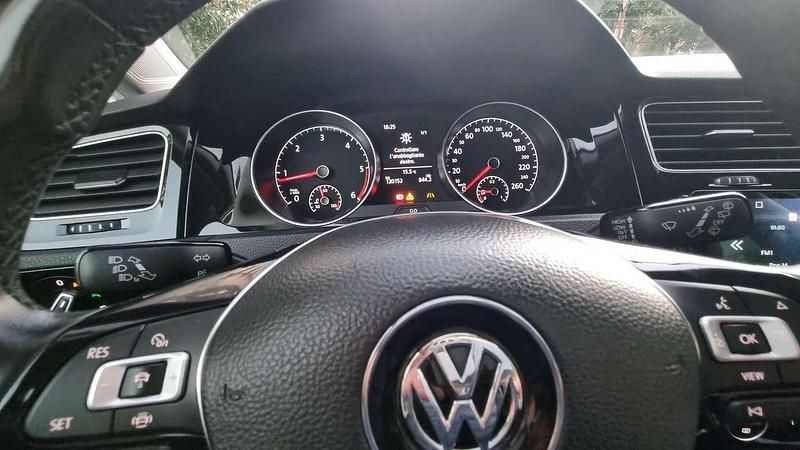 Usata VW Golf VII Business 116 CV (85 kW) 2019 Berlina