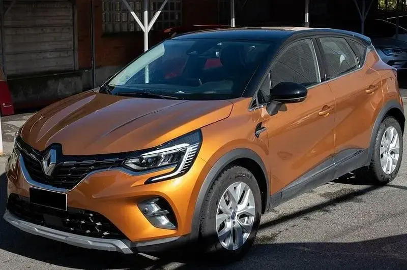 Usata Renault Captur Intens 159 CV (116 kW) 2020 Arancione SUV