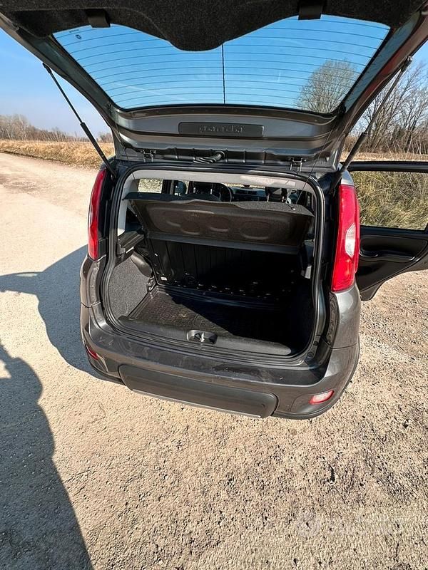 Usata Fiat Panda 4x4 95 CV (69 kW) 2016 Grigio Utilitaria