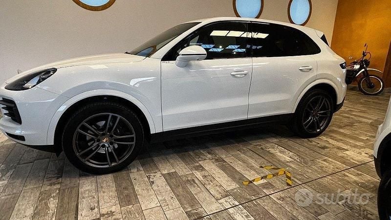Usata Porsche Cayenne 340 CV (250 kW) 2018 Bianco SUV