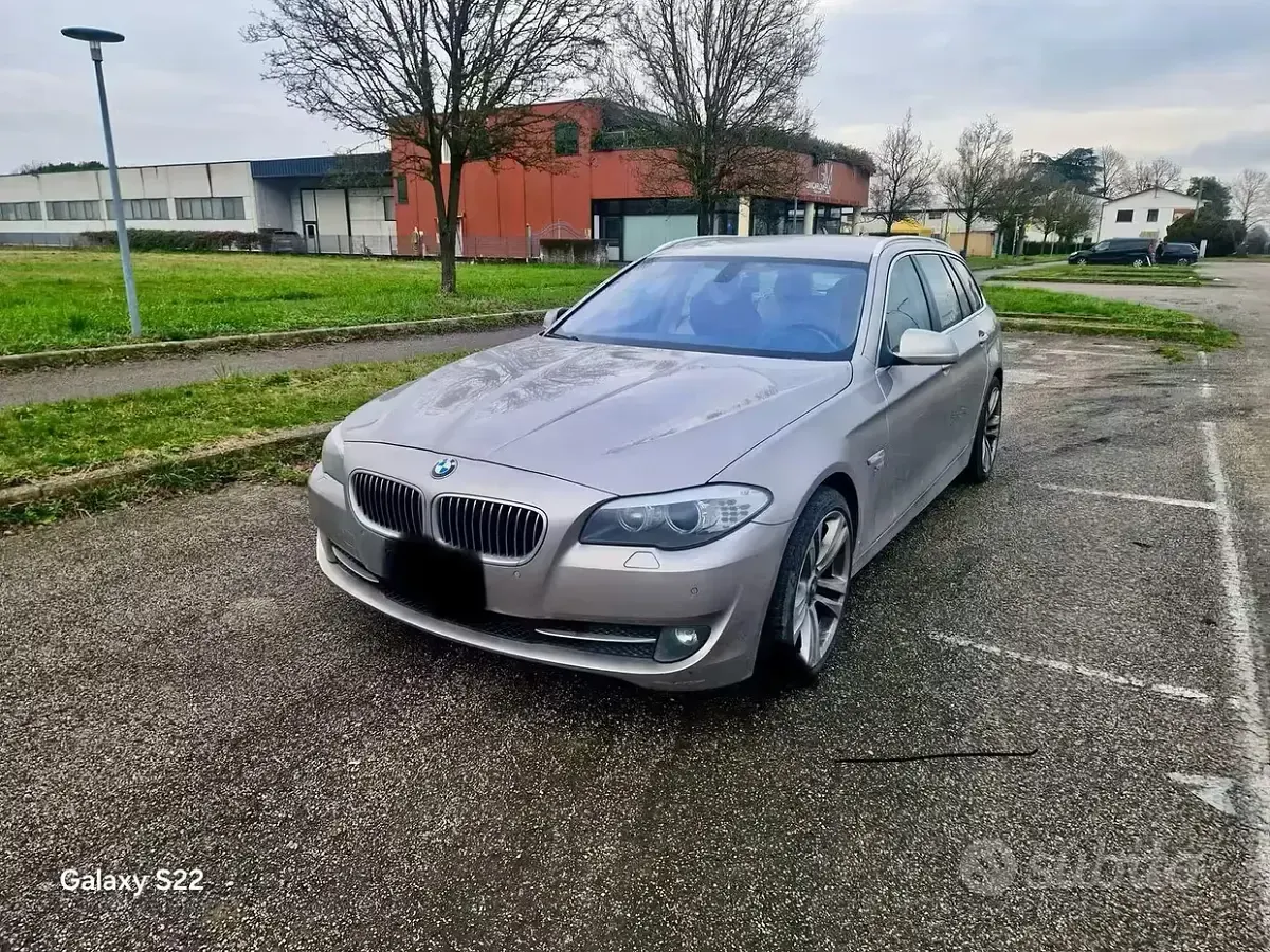 Usata BMW 530 258 CV (189 kW) 2011 Station wagon