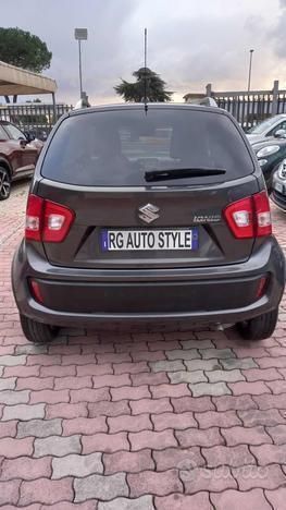 Usata Suzuki Ignis 90 CV (66 kW) 2019 Grigio metallizzato Utilitaria