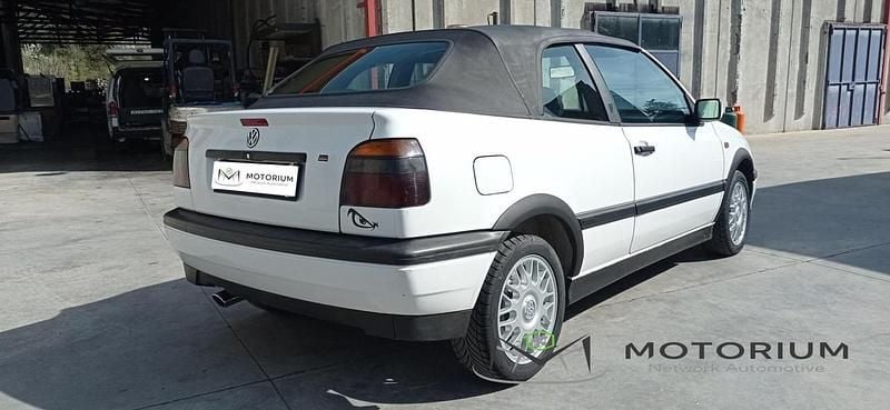 Usata VW Golf III Classicline 101 CV (74 kW) 1997 Bianco Cabrio
