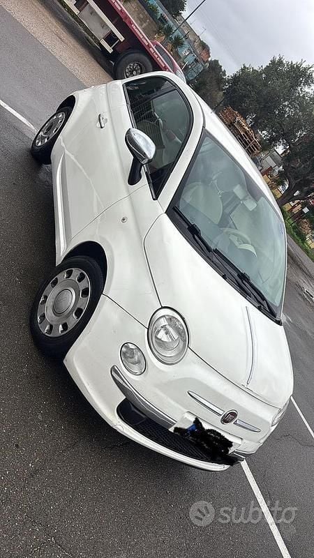 Bianco Usata 2013 Fiat 500 Utilitaria | 4000 € (Super prezzo) - Immagine 1/4