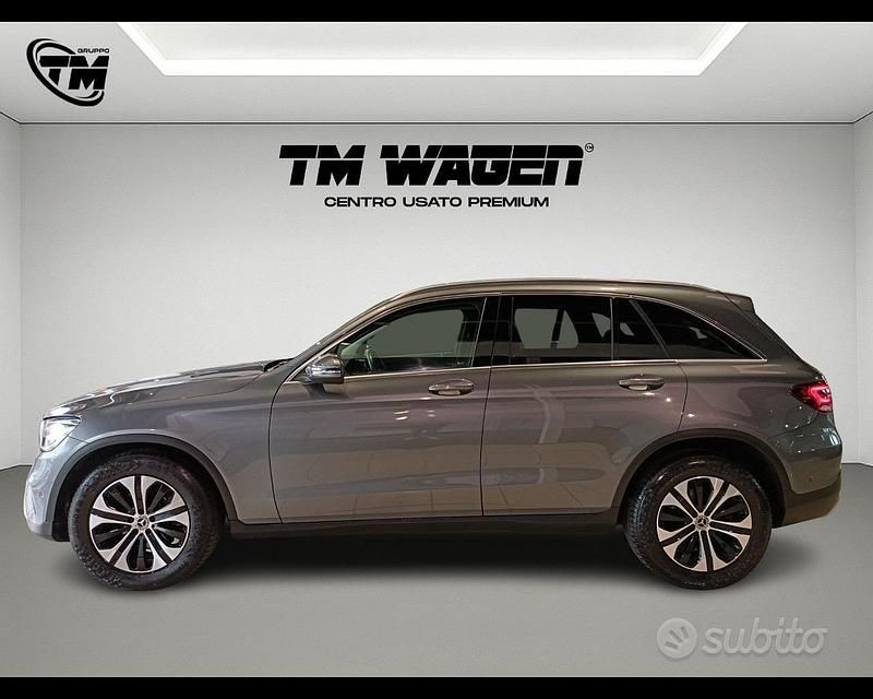 Usata Mercedes GLC220 Business 194 CV (142 kW) 2021 Grigio SUV