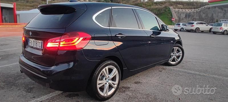 Usata BMW 216 Active Tourer Luxury Line 2017 Blu Monovolume