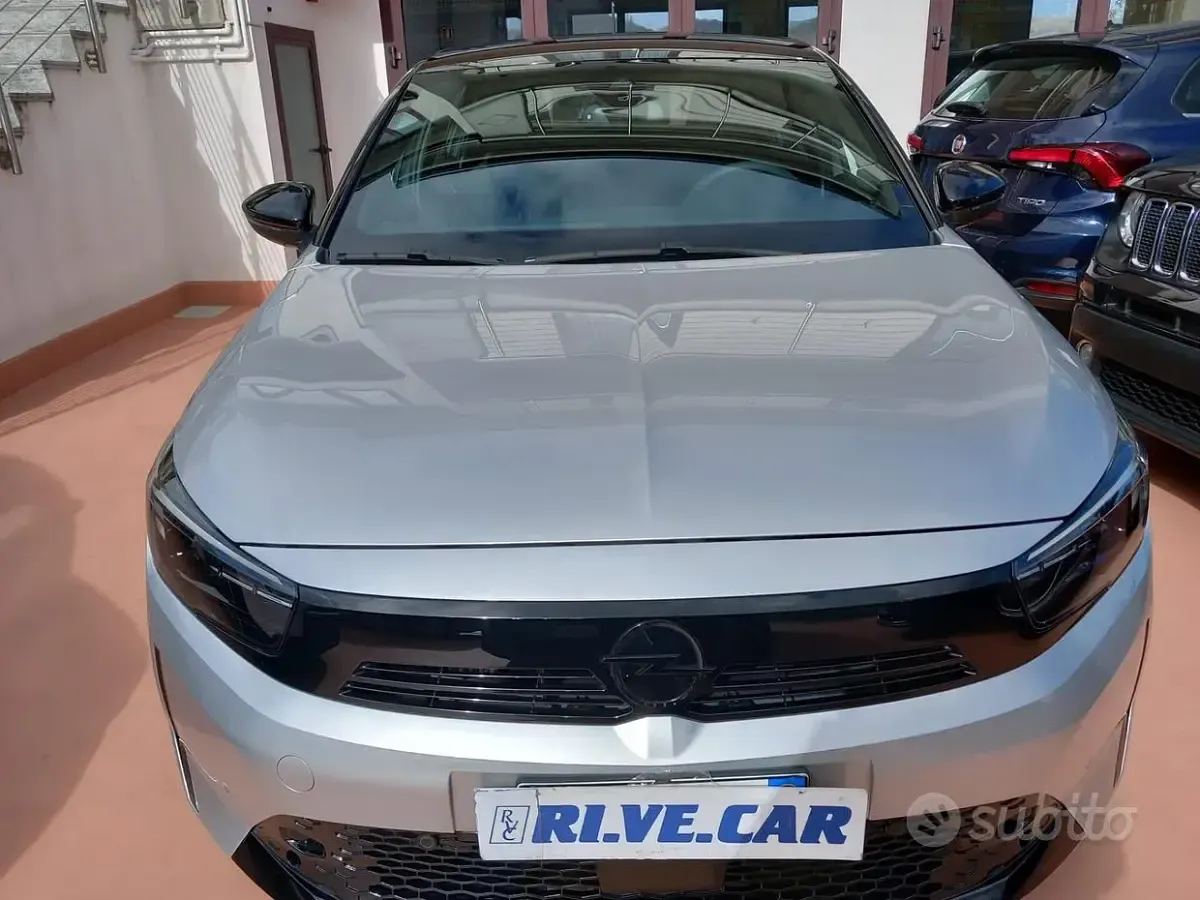 Usata Opel Corsa 101 CV (74 kW) 2025 Grigio Utilitaria