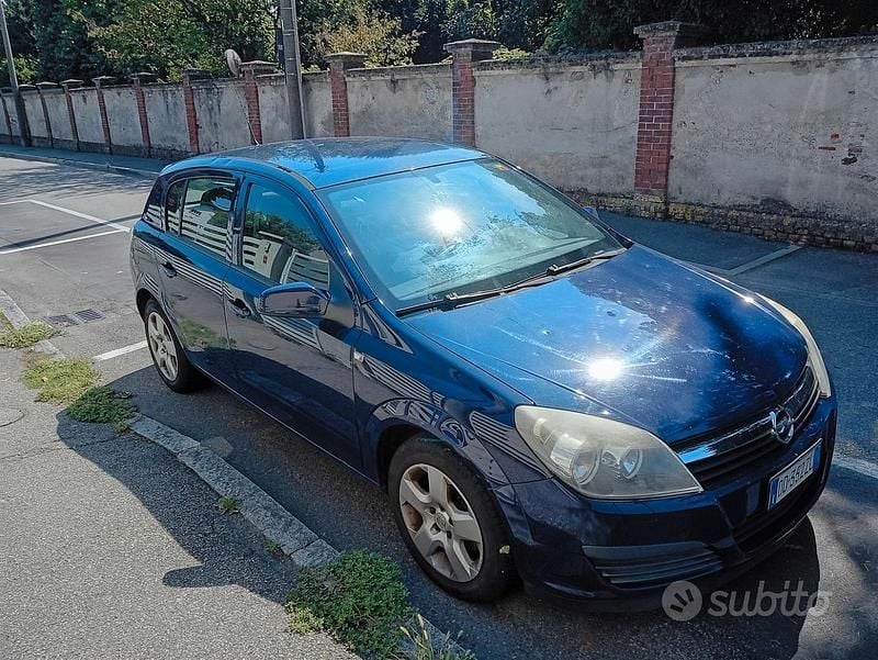 Usata Opel Astra 90 CV (66 kW) 2006 Utilitaria