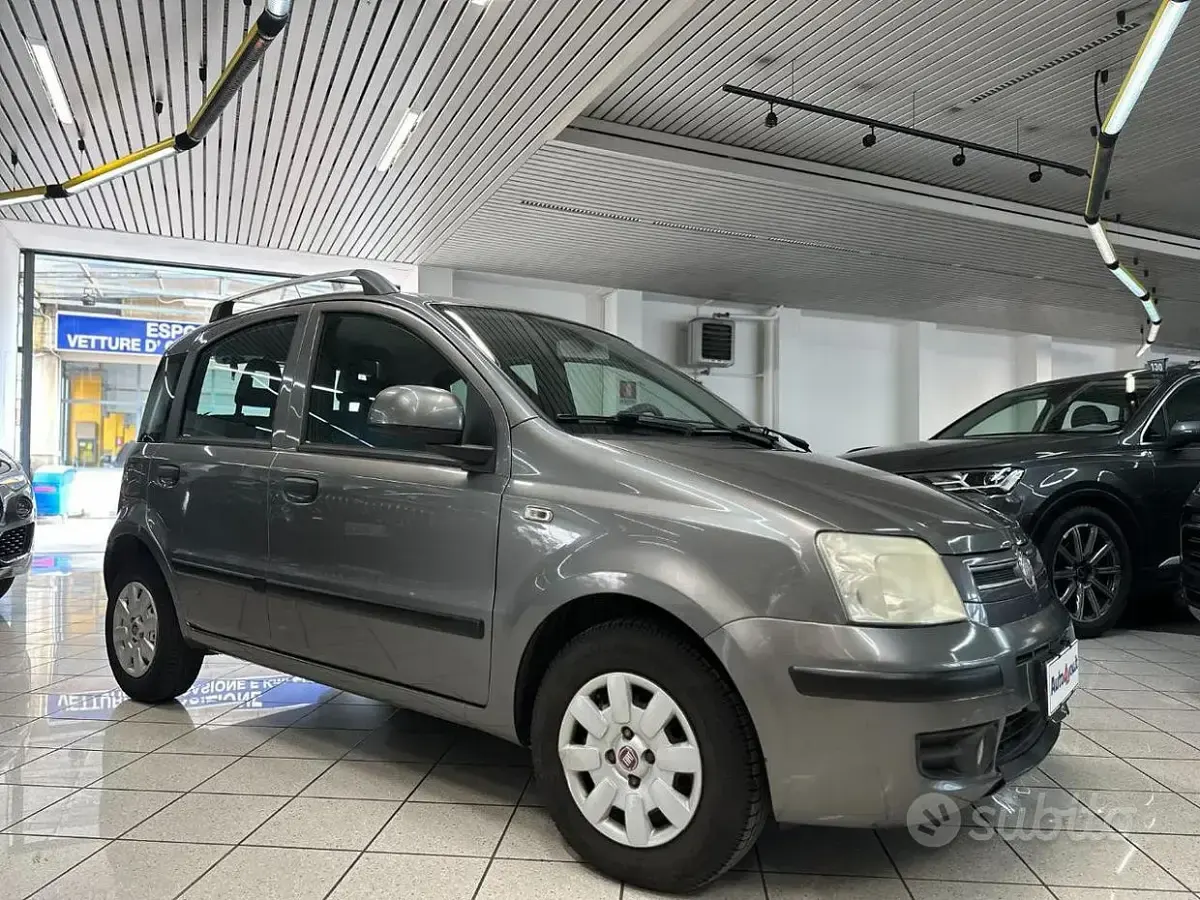 Usata Fiat Panda Active 69 CV (50 kW) 2010 Utilitaria