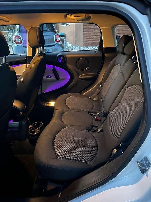 Usata Mini Park Lane Countryman 111 CV (81 kW) 2016 SUV