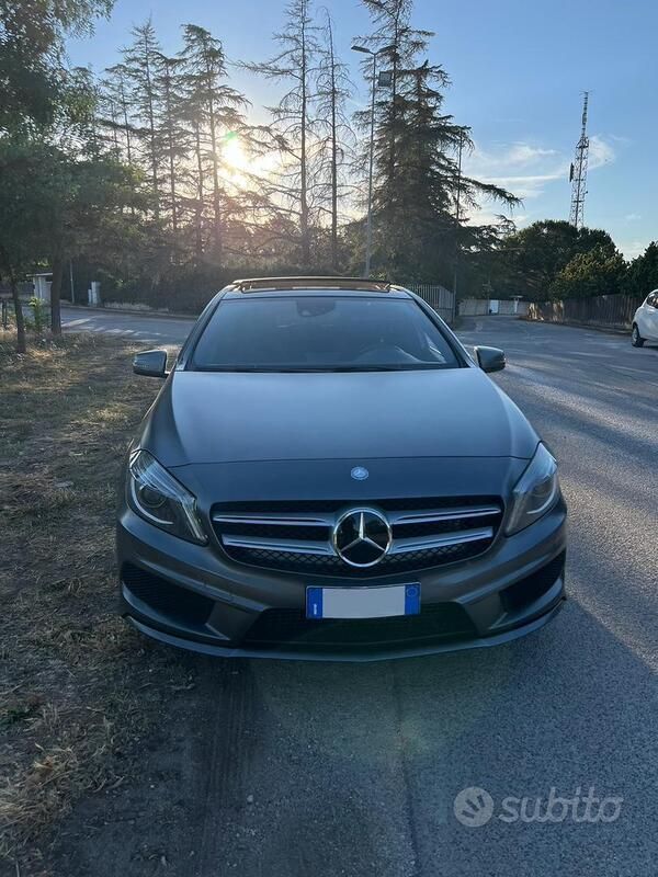 Usata Mercedes A200 136 CV (100 kW) 2015 Grigio Utilitaria