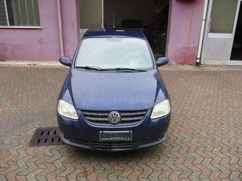 Usata VW Fox 54 CV (39 kW) 2008 Blu Utilitaria