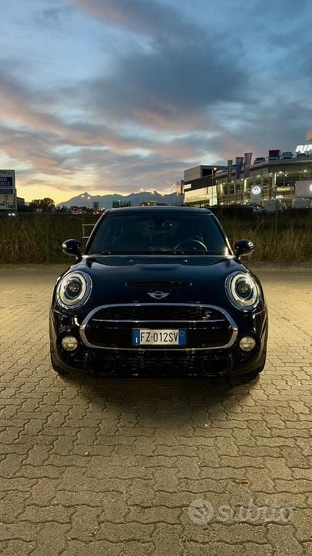 Begagnad Mini Cooper S 192 HK (141 kW) 2016 Svart Halvkombi