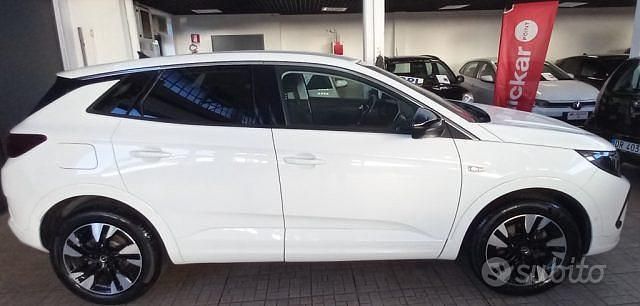Usata Opel Grandland X Business Elegance 131 CV (96 kW) 2023 Bianco SUV