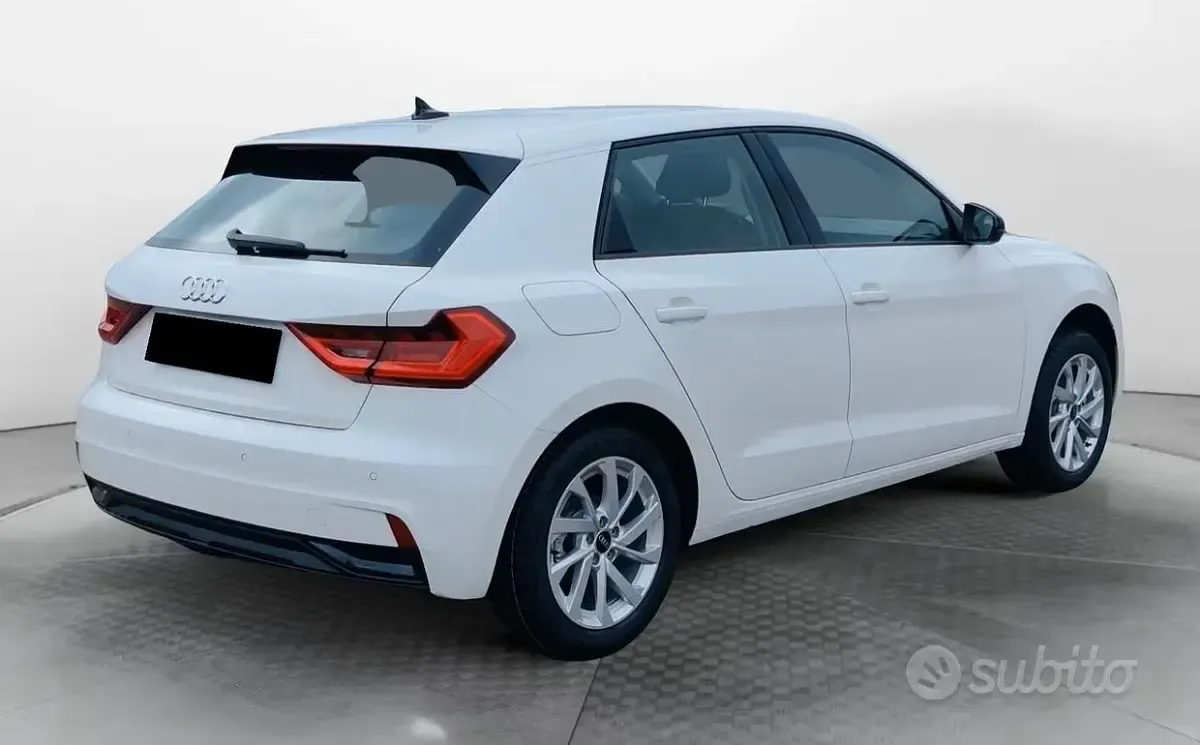 Usata Audi A1 Business 116 CV (85 kW) 2025 Bianco SUV