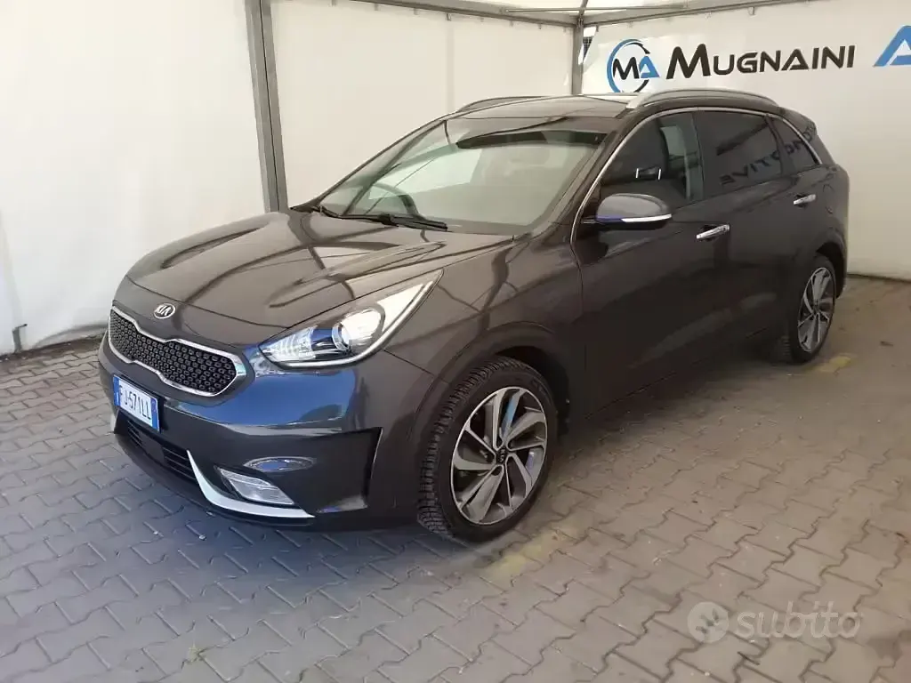 Usata Kia Niro 105 CV (77 kW) 2017 Grigio SUV