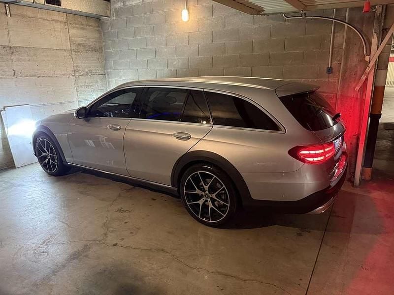 Usata Mercedes E400 Premium Plus 330 CV (242 kW) 2021 Station wagon