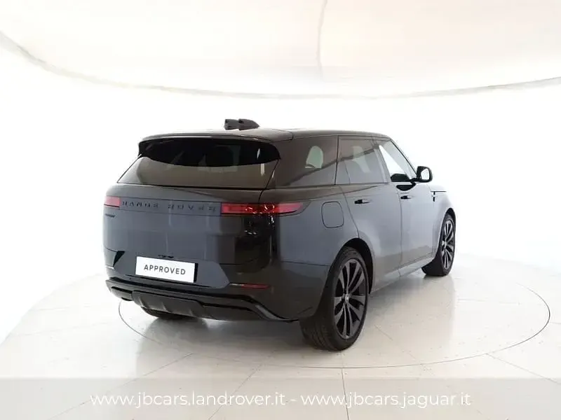 Second-hand Land Rover Range Rover Sport SE Dynamic 249 CP (183 kW) 2024 Negru SUV