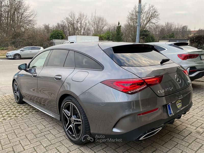 Usata Mercedes CLA200 Shooting Brake Premium 150 CV (110 kW) 2020 Gray Station wagon